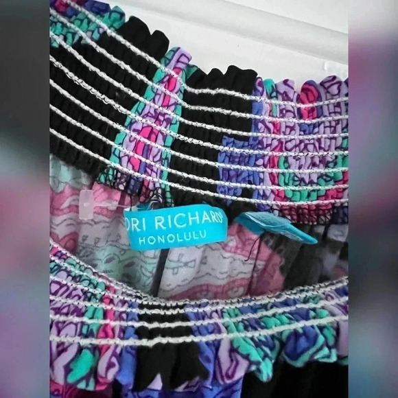 Tori Richard Multicolor Paisley Blouse LIKE NEW Size M - Picture 2 of 3